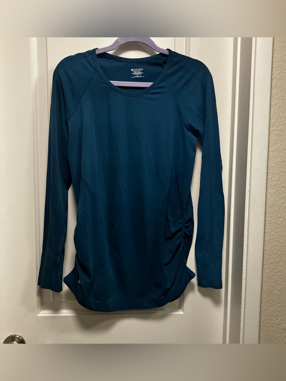 Athleta Women's Size L Teal Blue Seamless Long Sleeve Ruched Running Top